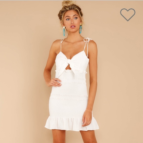 White Dress - Picture 1 of 2